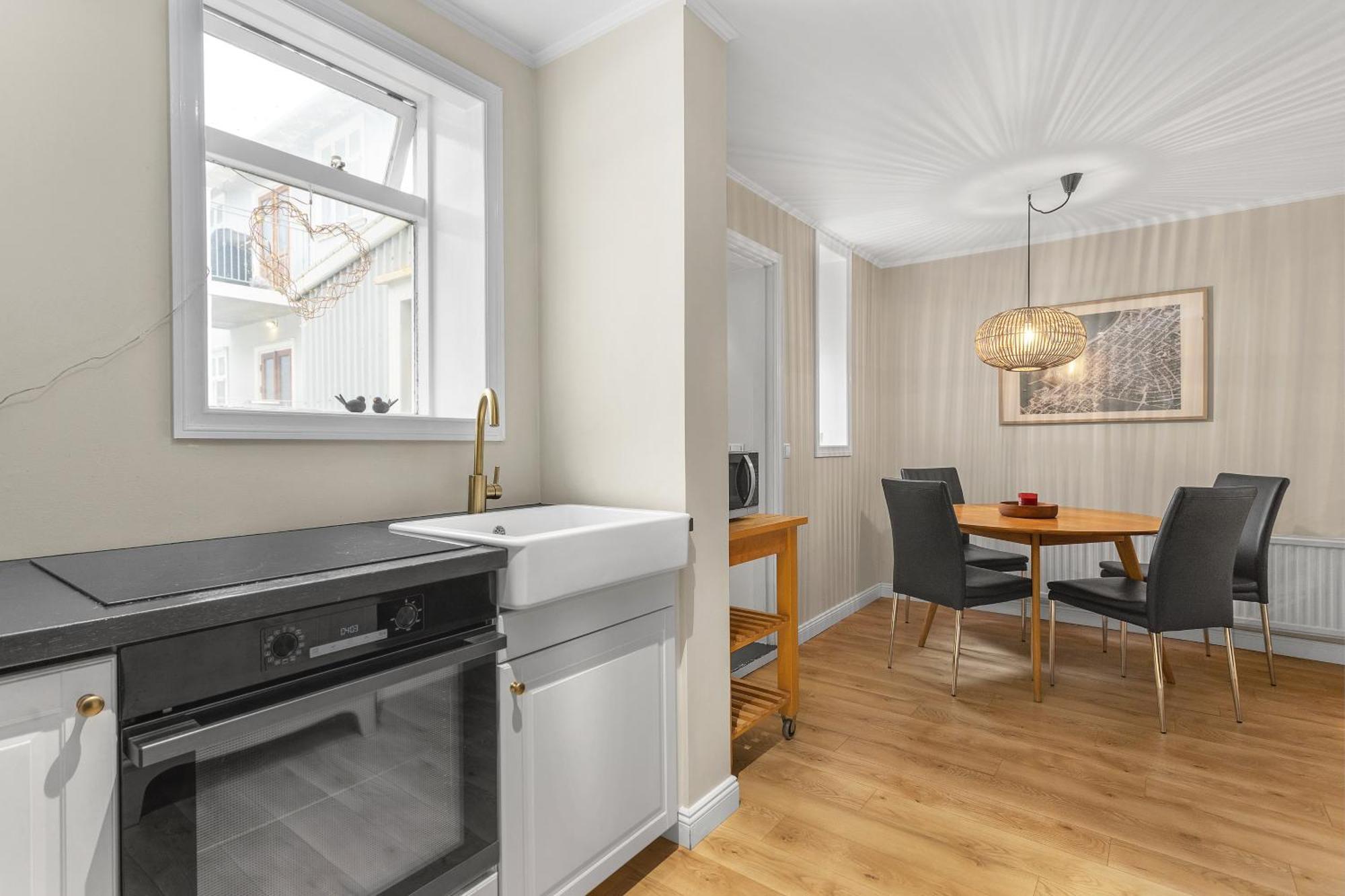 Live As Locals Apartments Reykjavik Exterior photo